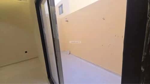 Floor 186 SQM with 4 Bedrooms Okaz, South Riyadh, Riyadh