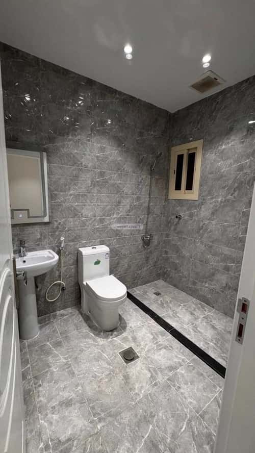 Apartment 216 SQM with 6 Bedrooms Um Hableen, East Jeddah, Jeddah