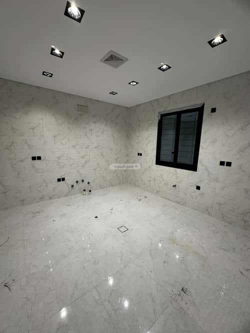 Apartment 207 SQM with 5 Bedrooms Al Ma'Ala, Ahad Rafidah