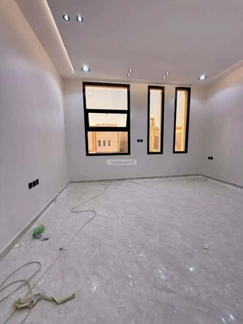 Floor 900 SQM with 3 Bedrooms Twaeeq, West Riyadh, Riyadh
