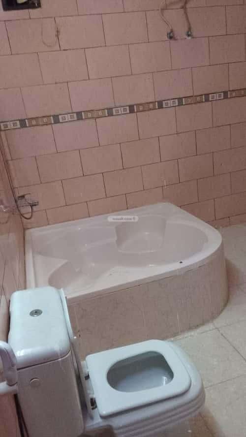 Villa 400 SQM Facing East with 9 Bedrooms Al Alo'Lo', North Jeddah, Jeddah