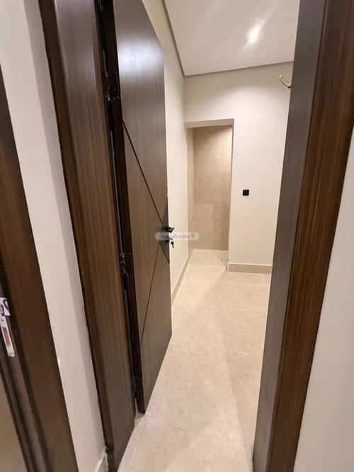 شقة 137 متر مربع ب 4 غرف الحمراء، الخبر