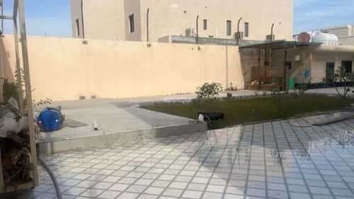 Villa 1225 SQM Facing East on 18m Width Street Al Tahlyah, Khobar