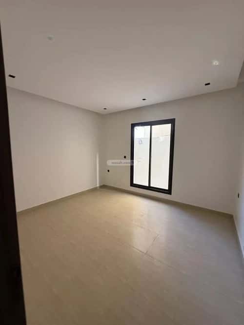 Building 1176 SQM Facing East Al-Muanisiyah, East Riyadh, Riyadh
