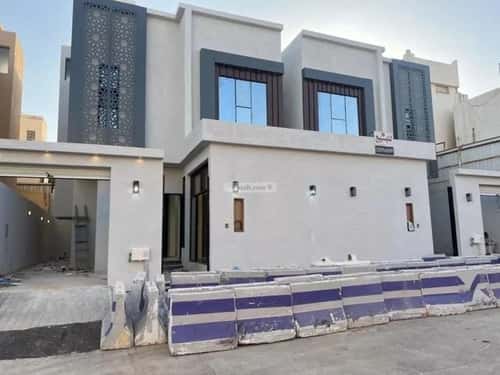 فيلا 200 متر مربع جنوبية على شارع 15م العريجاء الأوسط، غرب الرياض، الرياض