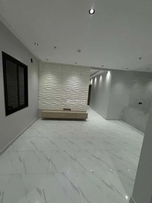 Building 1400 SQM Facing South Ar-Rimal, East Riyadh, Riyadh