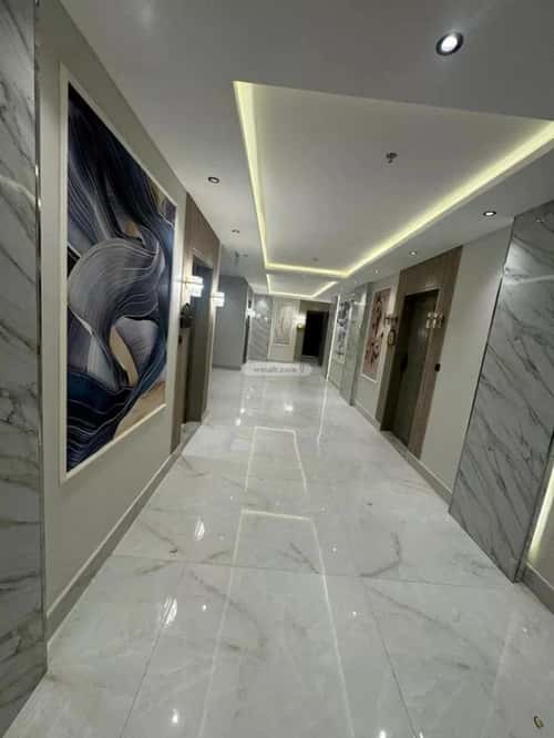 Building 1400 SQM Facing South Ar-Rimal, East Riyadh, Riyadh