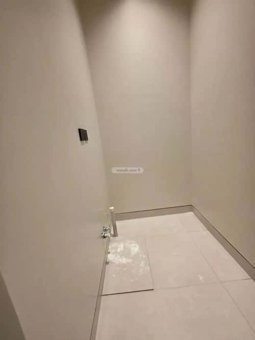 Floor 223 SQM with 6 Bedrooms King Faisal, East Riyadh, Riyadh