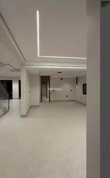 فيلا 437 متر مربع غربية على شارع 20م الشراع، الخبر