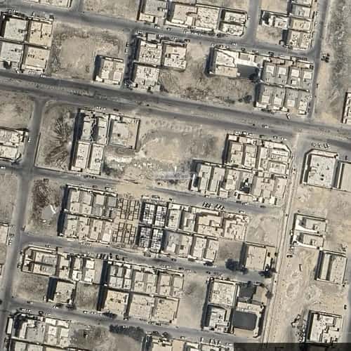 فيلا 450 متر مربع جنوبية على شارع 30م الصواري، الخبر