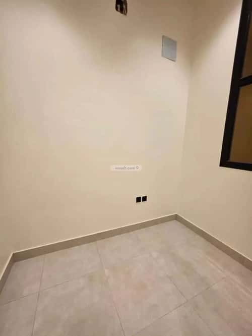 Floor 190 SQM with 6 Bedrooms Al-Muanisiyah, East Riyadh, Riyadh