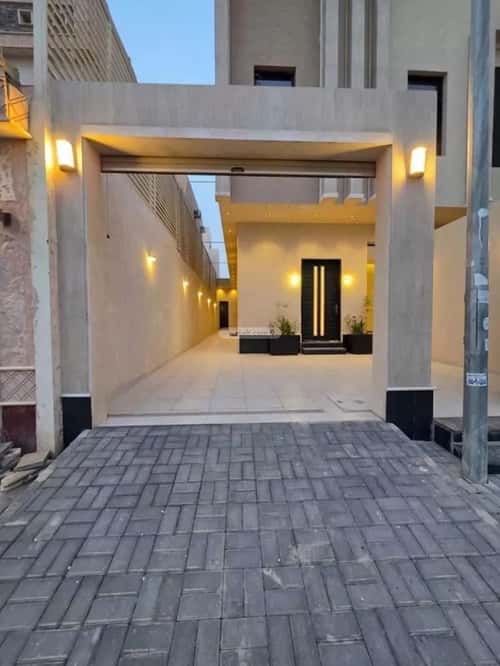 Floor 190 SQM with 6 Bedrooms Al-Muanisiyah, East Riyadh, Riyadh