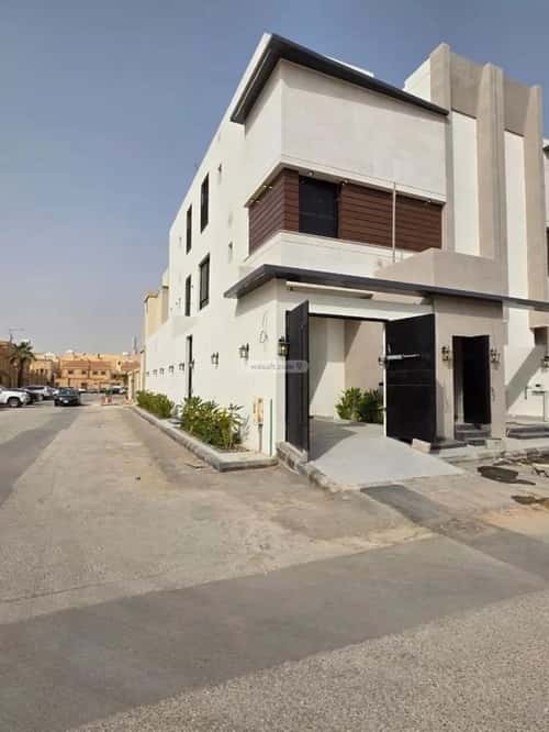 Floor 144 SQM with 6 Bedrooms Al-Muanisiyah, East Riyadh, Riyadh