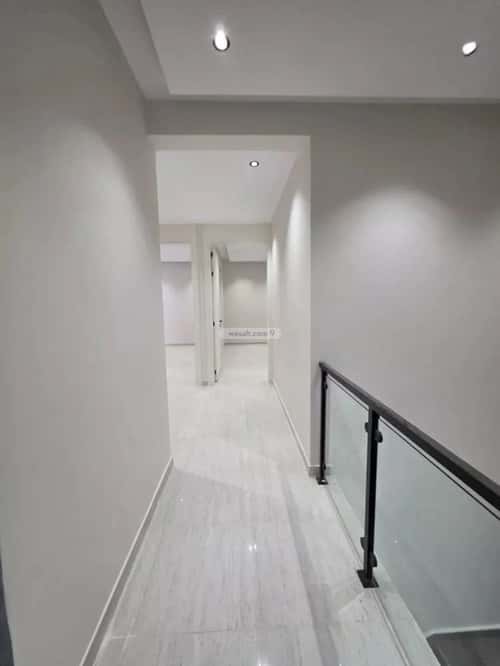 Floor 211 SQM with 6 Bedrooms Al-Khaleej, East Riyadh, Riyadh