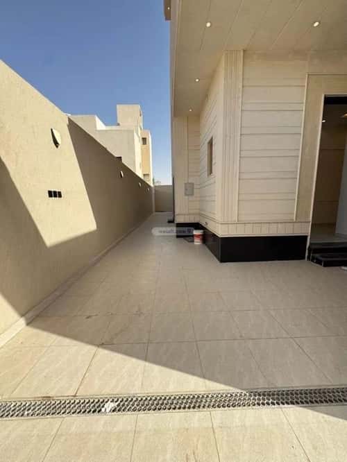 Villa 307 SQM Facing West on 15m Width Street Al-Janadriyah, East Riyadh, Riyadh