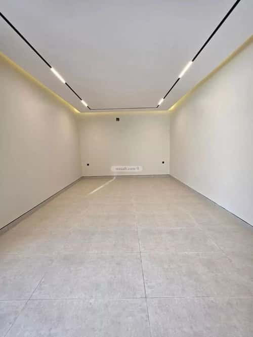 Villa 625 SQM Facing East on 18m Width Street Al-Muanisiyah, East Riyadh, Riyadh