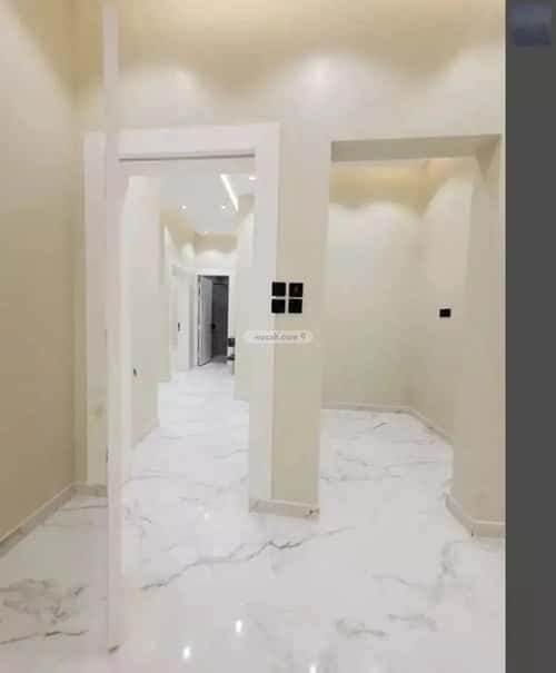 Floor 293 SQM with 5 Bedrooms Al-Janadriyah, East Riyadh, Riyadh