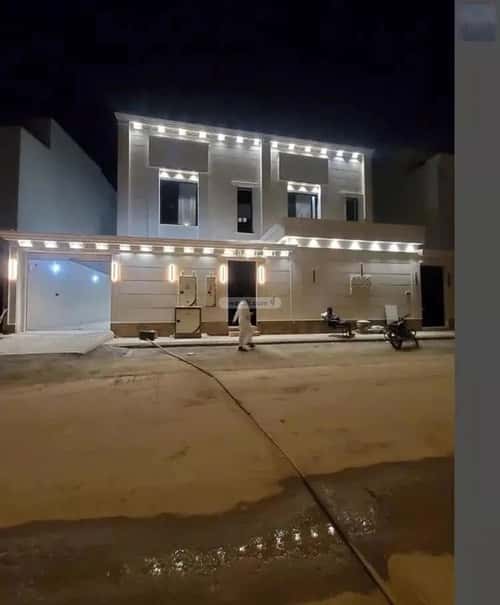 Floor 312 SQM with 5 Bedrooms Al-Janadriyah, East Riyadh, Riyadh