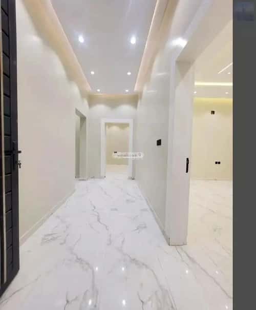 Floor 312 SQM with 5 Bedrooms Al-Janadriyah, East Riyadh, Riyadh