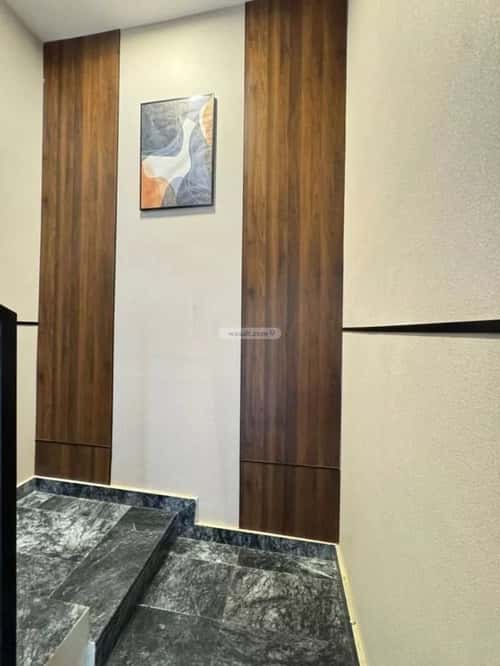 Floor 183 SQM with 6 Bedrooms Al-Muanisiyah, East Riyadh, Riyadh