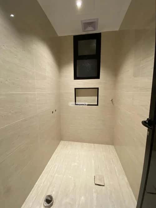Apartment 215 SQM with 6 Bedrooms The Airport, Jazan