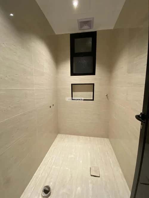 شقة 215 متر مربع ب 6 غرف المطار، جازان