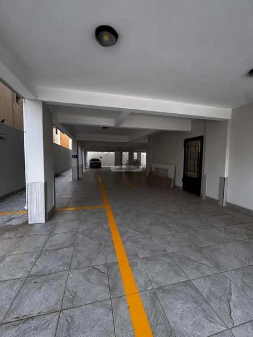 شقة 200 متر مربع ب 5 غرف المحمدية 2، جازان