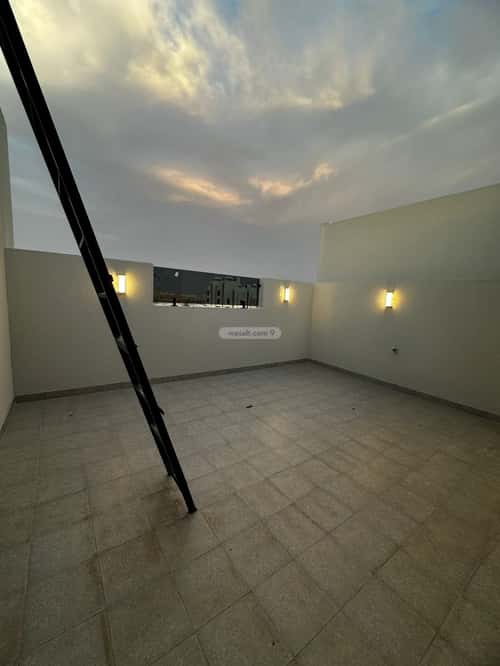 Apartment 329 SQM with 8 Bedrooms Al Ma'Ala, Ahad Rafidah