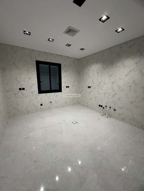 Apartment 329 SQM with 8 Bedrooms Al Ma'Ala, Ahad Rafidah