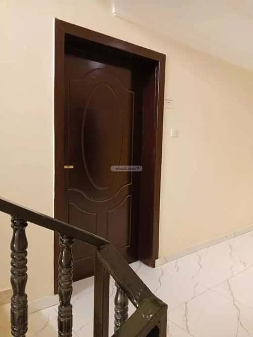 عمارة 825 متر مربع واجهة جنوبية الحمراء، شرق الرياض، الرياض