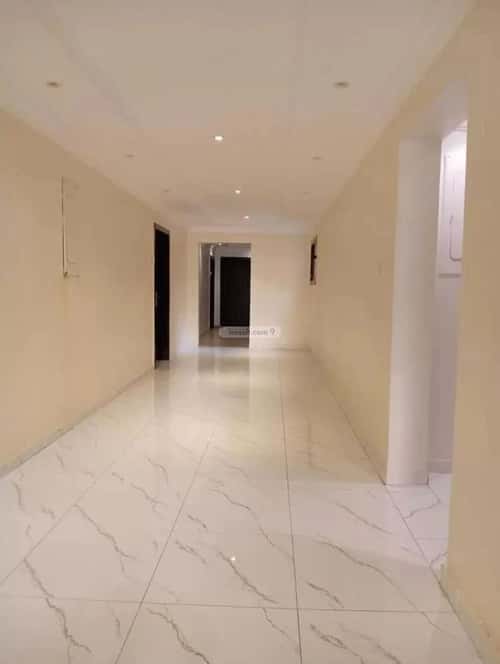 عمارة 825 متر مربع واجهة جنوبية الحمراء، شرق الرياض، الرياض