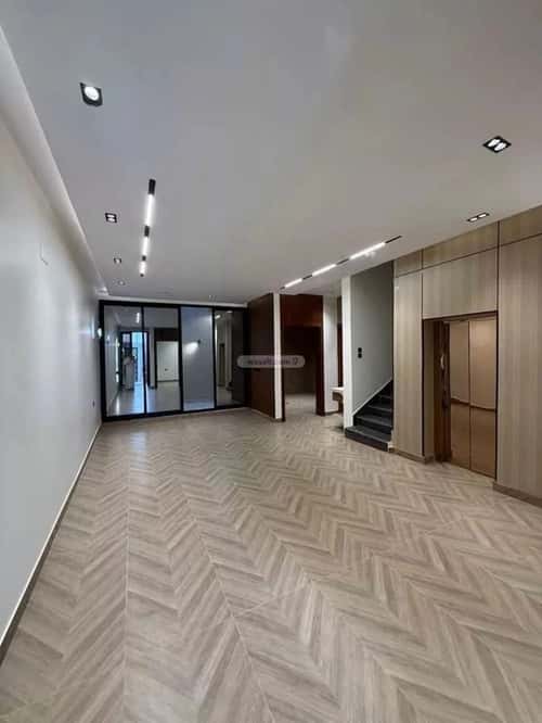 فيلا 323 متر مربع شمالية على شارع 20م الغدير، أبها