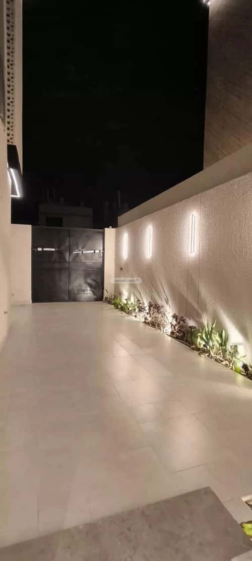 فيلا 332 متر مربع جنوبية على شارع 18م النرجس، شمال الرياض، الرياض