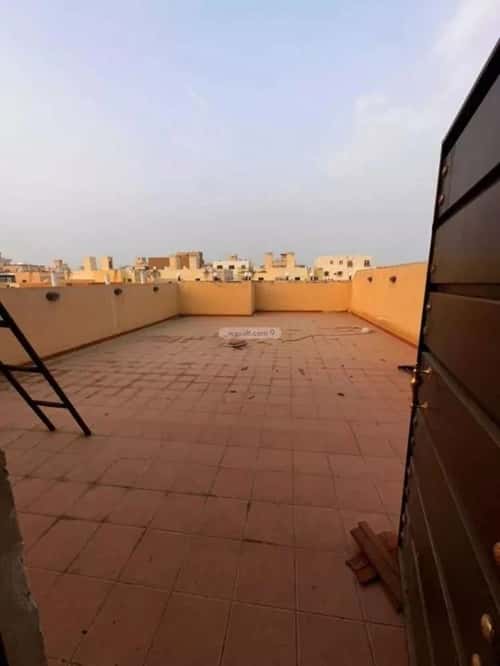 فيلا 300 متر مربع شمالية على شارع 20م الحمدانية، شرق جدة، جدة