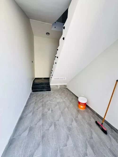 Floor 132 SQM with 4 Bedrooms King Faisal, East Riyadh, Riyadh