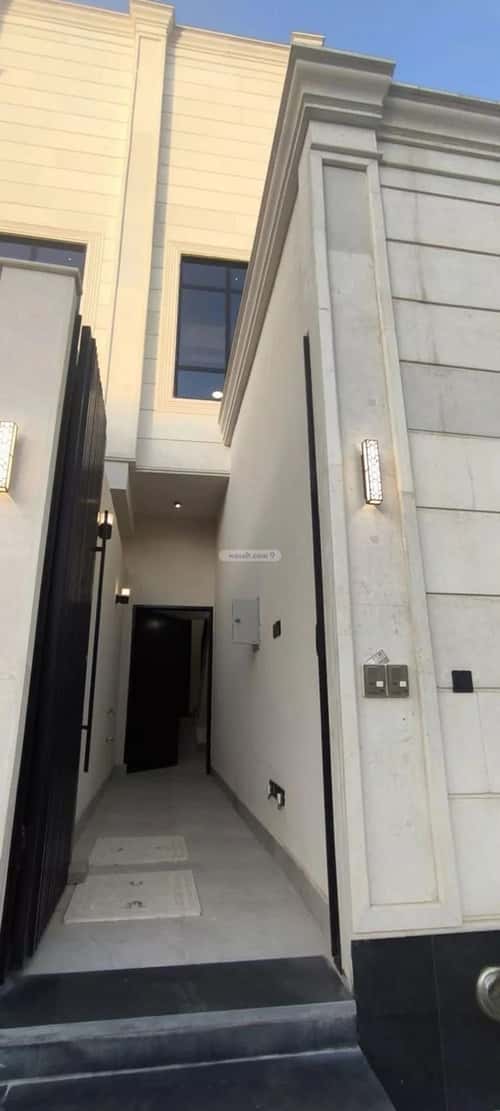 Floor 179 SQM with 3 Bedrooms Al-Janadriyah, East Riyadh, Riyadh