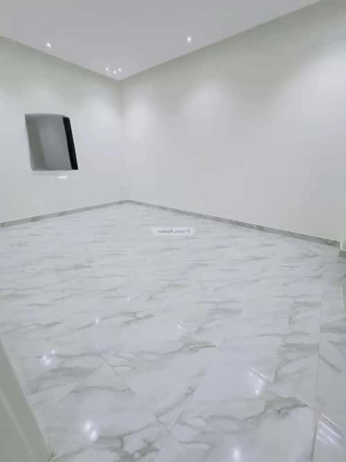Floor 205 SQM with 4 Bedrooms Al-Qadisiyah, East Riyadh, Riyadh