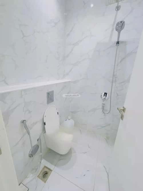 Floor 205 SQM with 4 Bedrooms Al-Qadisiyah, East Riyadh, Riyadh