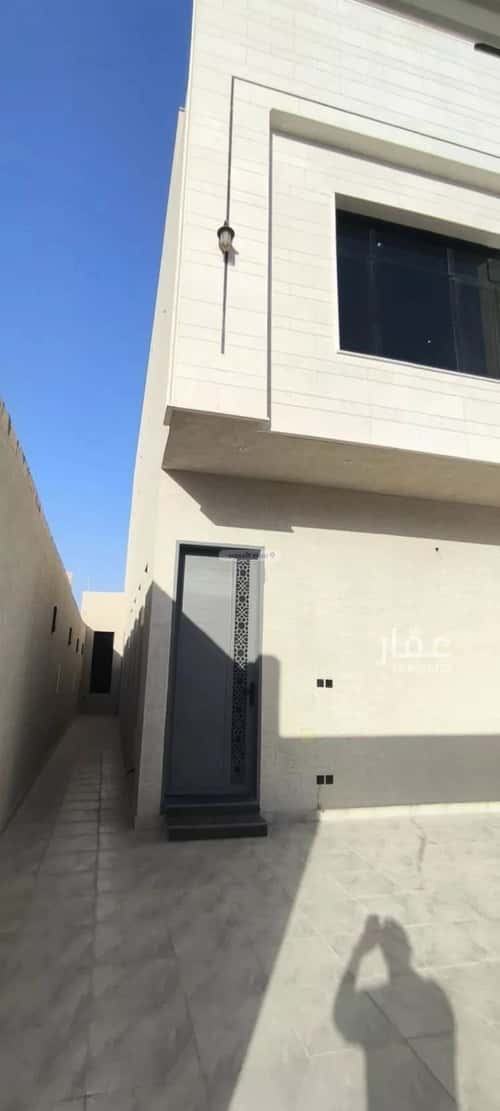 فيلا 377 متر مربع غربية على شارع 20م الجنادرية، شرق الرياض، الرياض