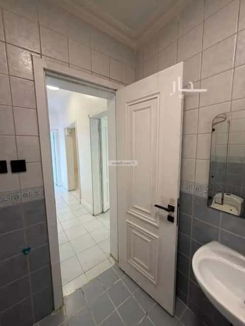 Apartment 175 SQM with 5 Bedrooms Bader, South Riyadh, Riyadh