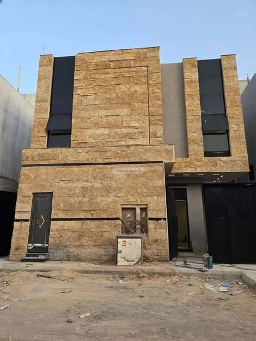 فيلا 312 متر مربع شمالية على شارع 15م المعيزيلة، شرق الرياض، الرياض