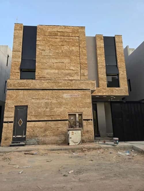 فيلا 312 متر مربع شمالية على شارع 15م المعيزيلة، شرق الرياض، الرياض