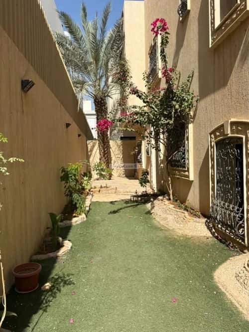 Villa 499 SQM Facing South with 6 Bedrooms Al-Aqeek, North Riyadh, Riyadh
