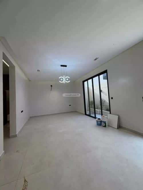 Villa 276 SQM Facing North on 18m Width Street Ar-Rimal, East Riyadh, Riyadh