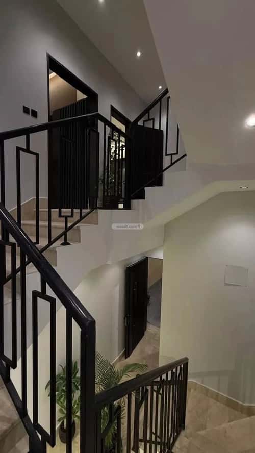 Floor 175 SQM with 5 Bedrooms Dahrat Al-Badeah, West Riyadh, Riyadh