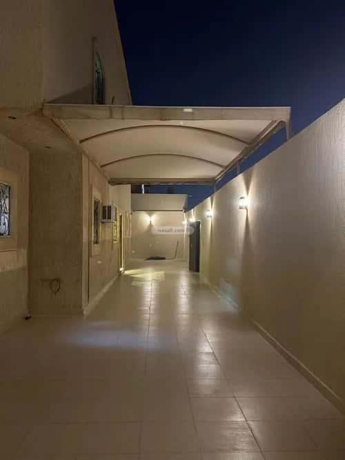 دور 408 متر مربع ب 6 غرف الصحافة، شمال الرياض، الرياض