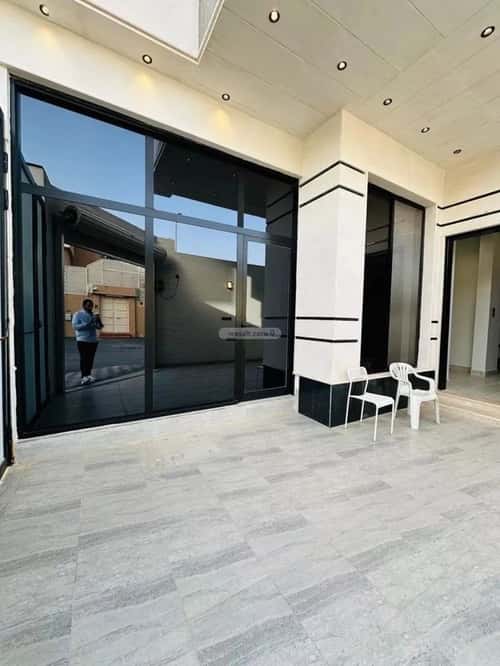 Floor 200 SQM with 3 Bedrooms Al-Khaleej, East Riyadh, Riyadh