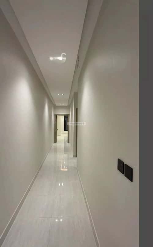 فيلا 387 متر مربع شمالية على شارع 20م الأمواج، الخبر