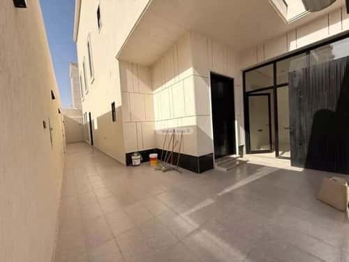 Villa 268 SQM Facing South East on 20m Width Street Ar-Rimal, East Riyadh, Riyadh