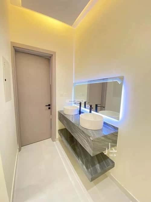 Floor 246 SQM with 3 Bedrooms King Fahd, North Riyadh, Riyadh